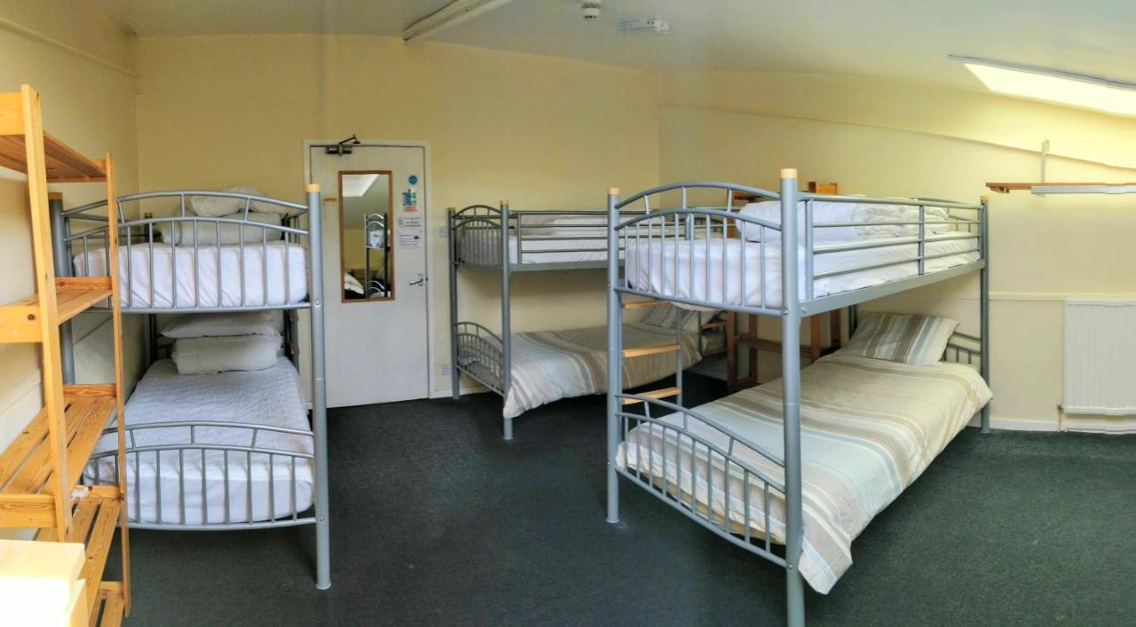 Y Doc At World Horizons Community Hub Hostel Llanelli Buitenkant foto